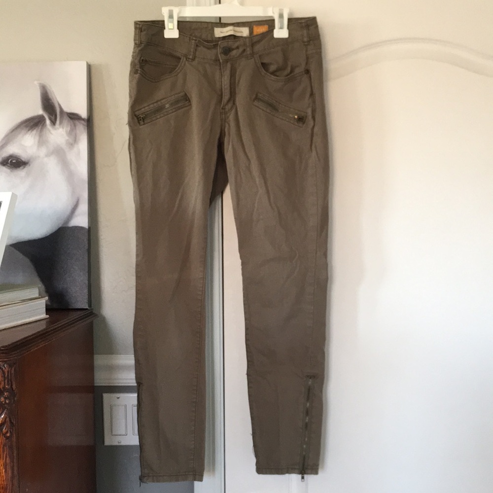 •Pilcro & the Letterpress Anthropologie Slim Fit Pants•